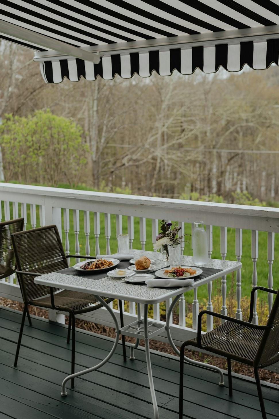 Terrace Dining